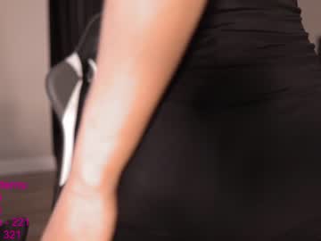 girl
        lindamei cam image #727565