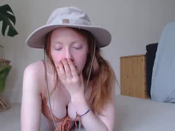 girl
        dominiquemystique cam image #1975509