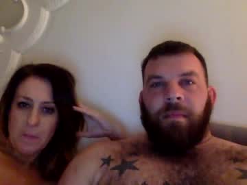 couple
        b_r0510 cam image #322241
