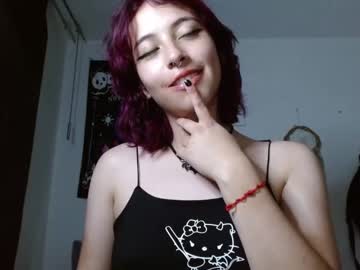 girl Nude Cam Girls Playing Games with liisaxx
