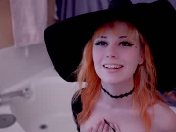girl
        runesy cam image #1831768