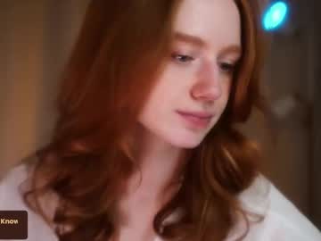 girl
        lizzy_blaze cam image #6779714