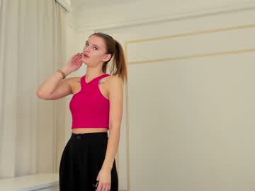 girl
        odelinaferrett cam image #3211776