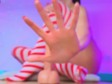 girl
        anissaa__ cam image #3068335