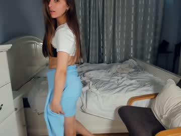 girl
        shinyydiamond cam image #1931763