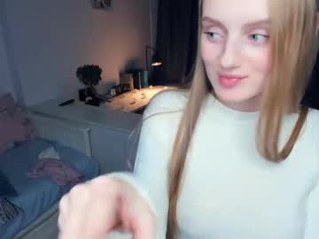 girl
        stun1ng_blonde cam image #5519346