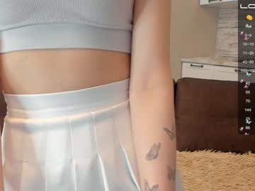 girl
        janicemasons cam image #1205386
