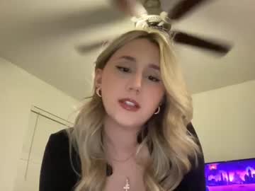 couple
        hotandhornyhannah cam image #3517566