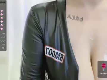 girl
        abby_youyou cam image #129927