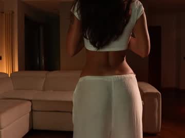 girl
        therealbonnieclydex cam image #4823397