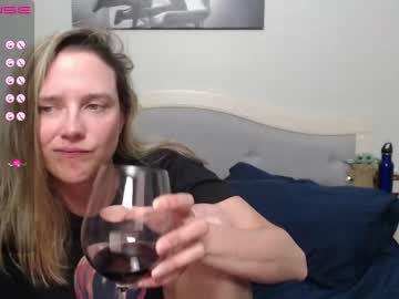 girl
        bluexstacey cam image #1863972