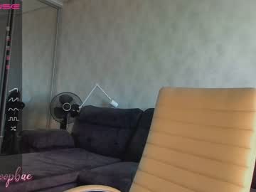 girl
        tia__moon cam image #1374780