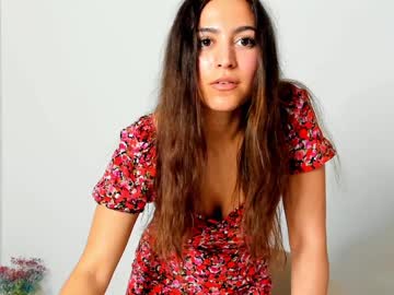 girl
        mon_amour_mila_ cam image #1722678