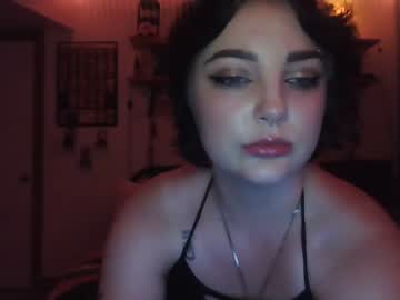 girl Nude Cam Girls Playing Games with mazzy_moon