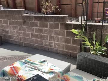 girl
        phoenix_taylor cam image #1548818