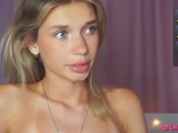 girl
        elisa_baby_girl cam image #4298768