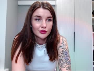 girl
        marti_lovely cam image #2275613