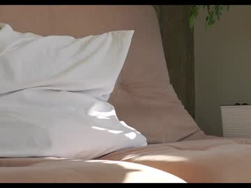 girl
        mona_elisa cam image #4771528