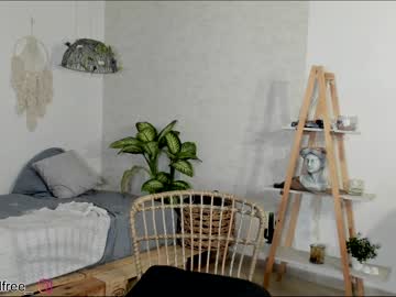 girl
        grettabenett_ cam image #1154514