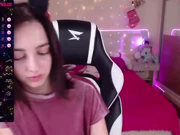 girl
        queen_kitty1818 cam image #511599