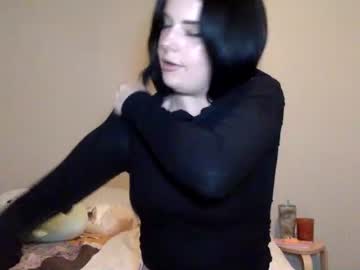girl
        stassiebabyxo cam image #3746667