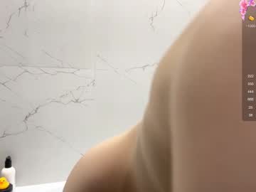 girl
        avroramy cam image #6770397