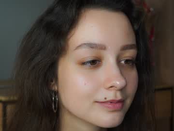 girl
        octaviaapps cam image #5958943