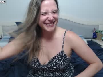 girl
        bluexstacey cam image #3865488