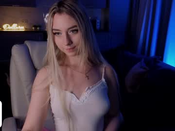 girl
        owlluree cam image #4687453