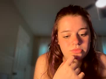 girl
        krissykream69 cam image #4040559