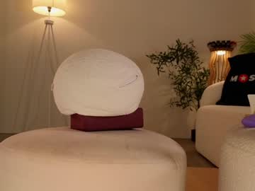 girl
        ericamiracle15 cam image #5260719