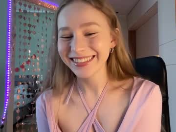 girl
        whoisalisa cam image #6926212