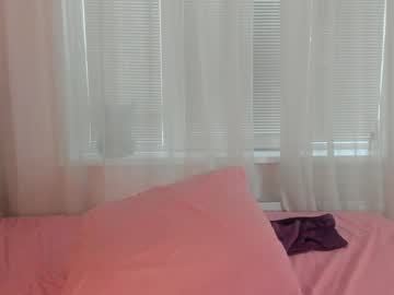 girl
        angelina_new cam image #1911039