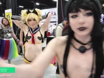 girl
        crimsonkitten cam image #2777731