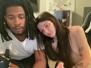 couple Nude Cam Girls Playing Games with gamohuncho