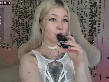 girl
        girl_your_secret_crush cam image #4969269
