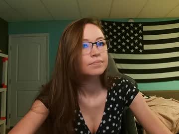 girl
        anabelleleigh cam image #6891824
