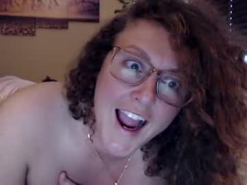 girl
        roxyrolla cam image #1277050