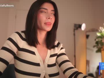 girl
        letiziafulkers1 cam image #5032430