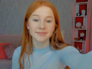 girl
        madeline_jackson cam image #1471706