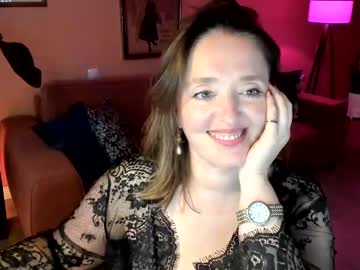 girl
        braingirl cam image #2131089