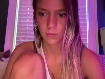 girl
        oliviahansleyy cam image #4986309