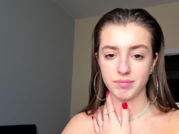 girl
        coy_amina_ cam image #749831