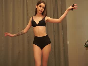 girl
        harrieteasley cam image #6020967