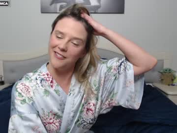 girl
        bluexstacey cam image #2034505