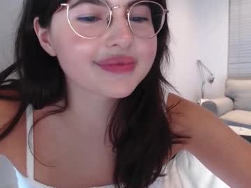 girl
        playnofuckinggames cam image #4685934