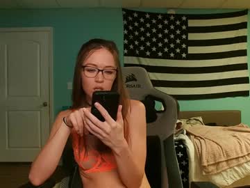 girl
        anabelleleigh cam image #6741435