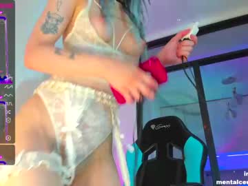girl
        honey_pinkgreen cam image #1607769