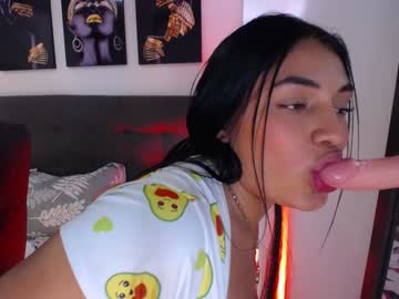 girl
        camilarodriguezs cam image #5282052