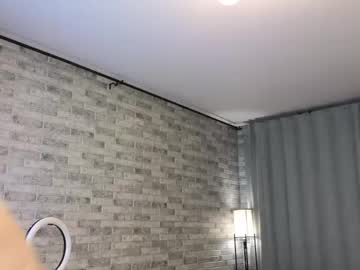 girl
        olivia_blenda cam image #5597668
